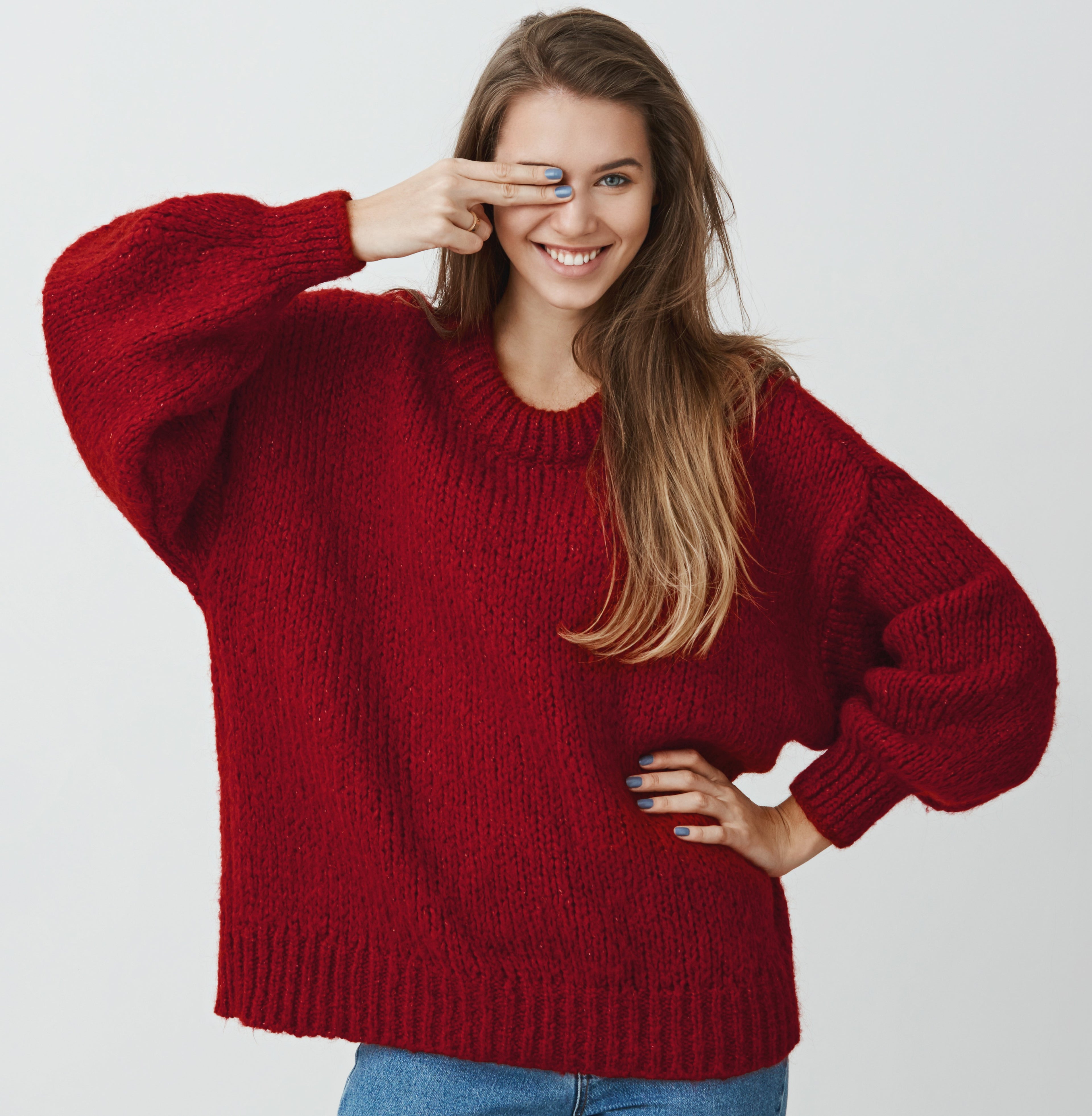 Oversized Chunky Knit Sweater in Crimson