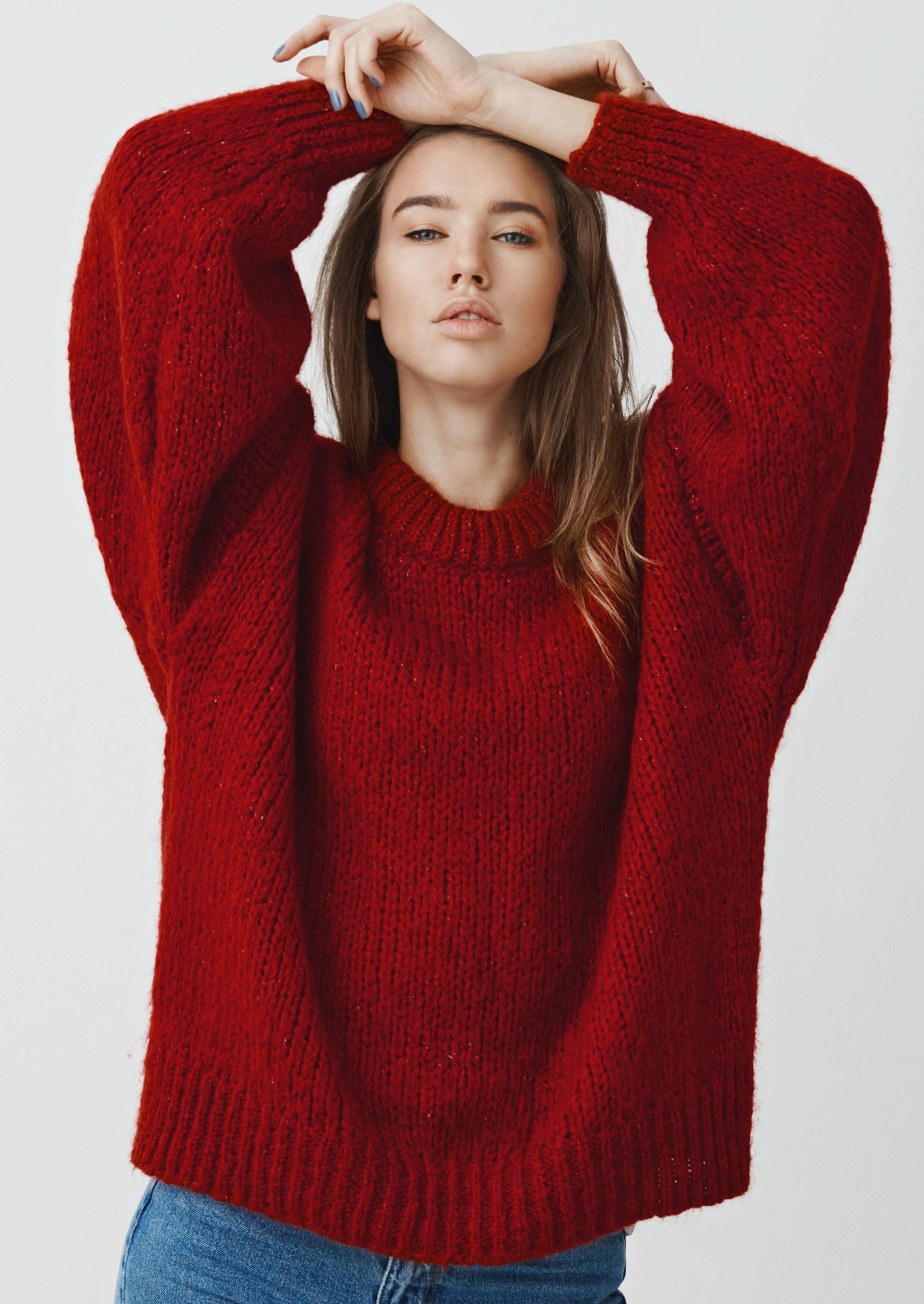 Oversized Chunky Knit Sweater in Crimson